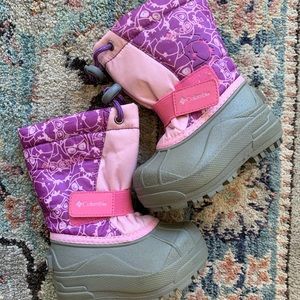 Columbia toddler snow boots size 6